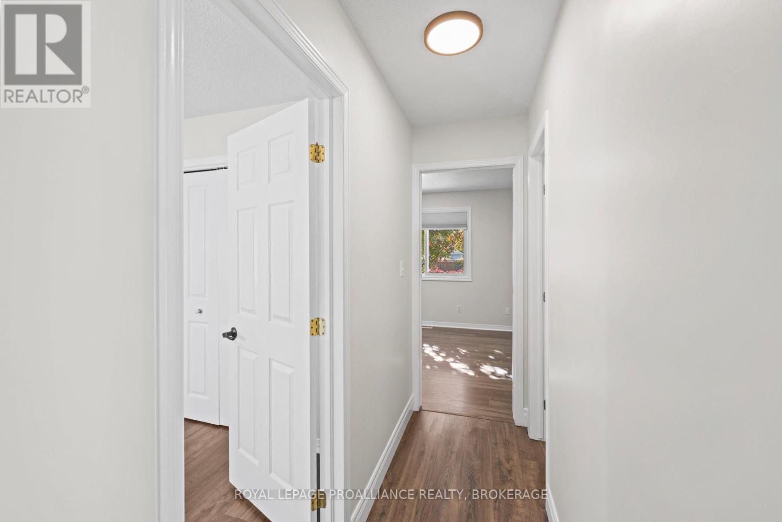 472 Freeman Crescent, Kingston (Kingston East (Incl Barret Crt)), Ontario  K7K 7C9 - Photo 16 - X12471255