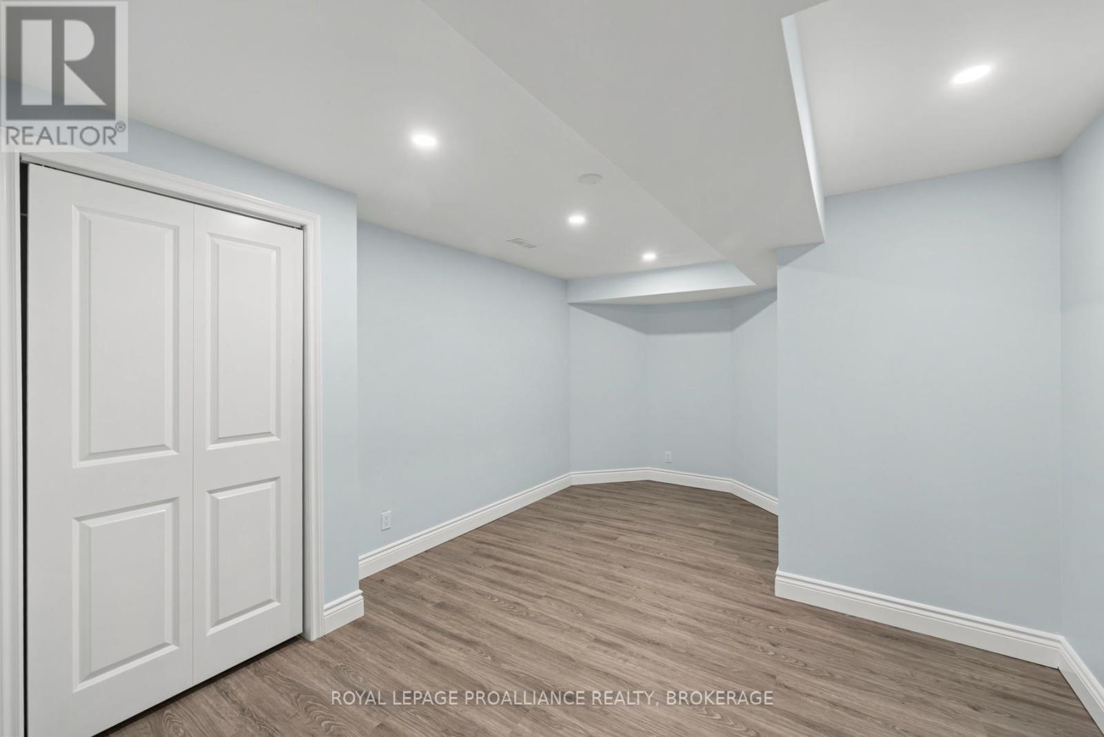 472 Freeman Crescent, Kingston (Kingston East (Incl Barret Crt)), Ontario  K7K 7C9 - Photo 28 - X12471255