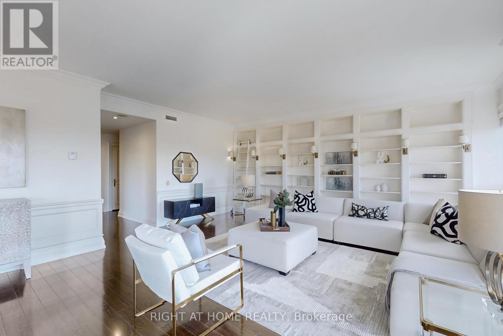 1201 - 38 Avenue Road, Toronto, Ontario  M5R 2G2 - Photo 11 - C12471150
