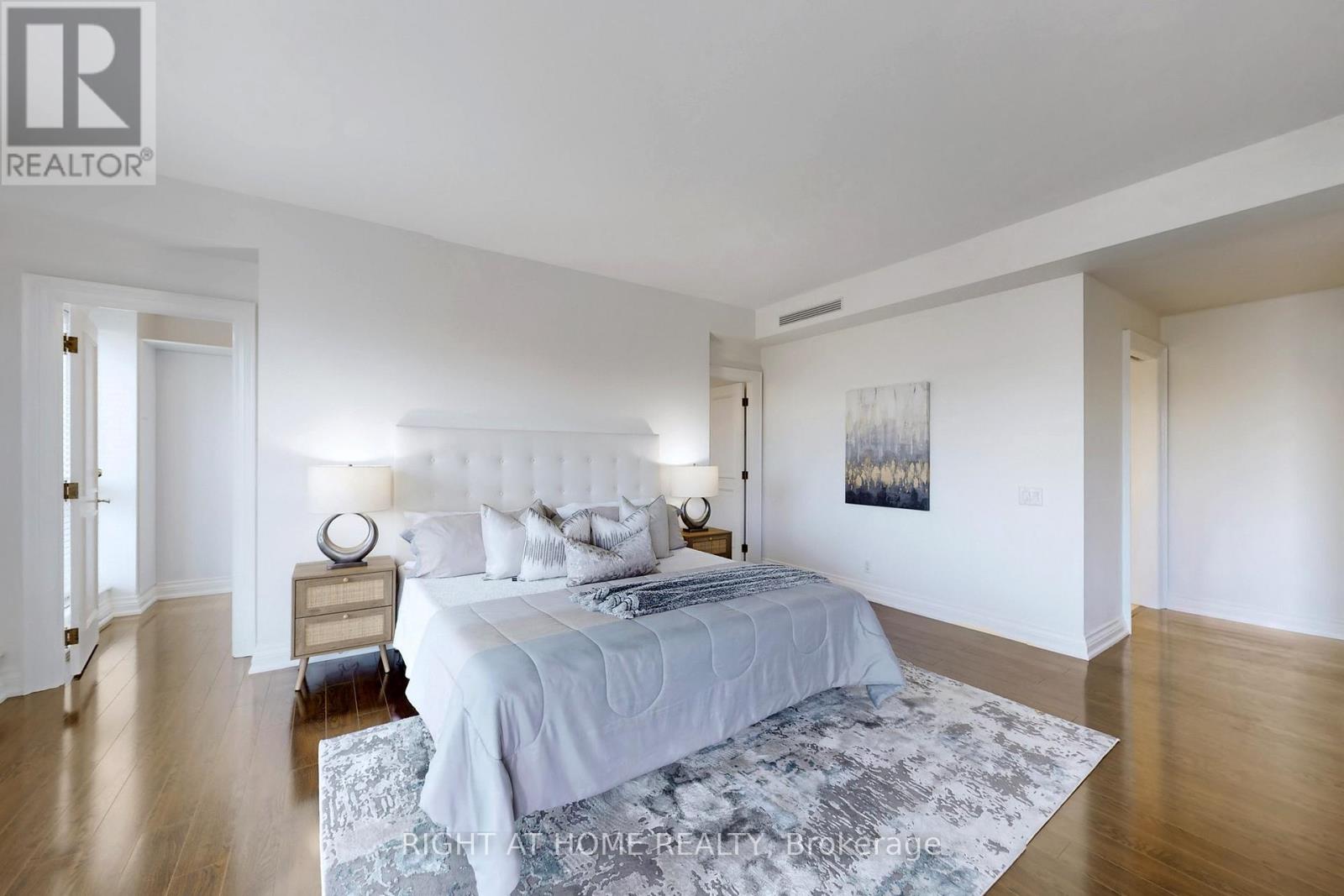 1201 - 38 Avenue Road, Toronto, Ontario  M5R 2G2 - Photo 25 - C12471150