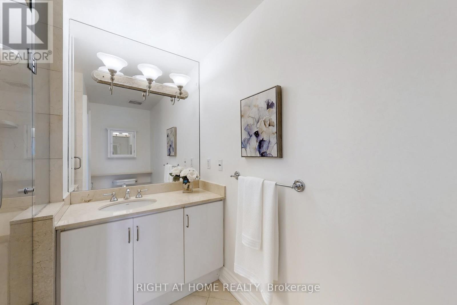 1201 - 38 Avenue Road, Toronto, Ontario  M5R 2G2 - Photo 33 - C12471150