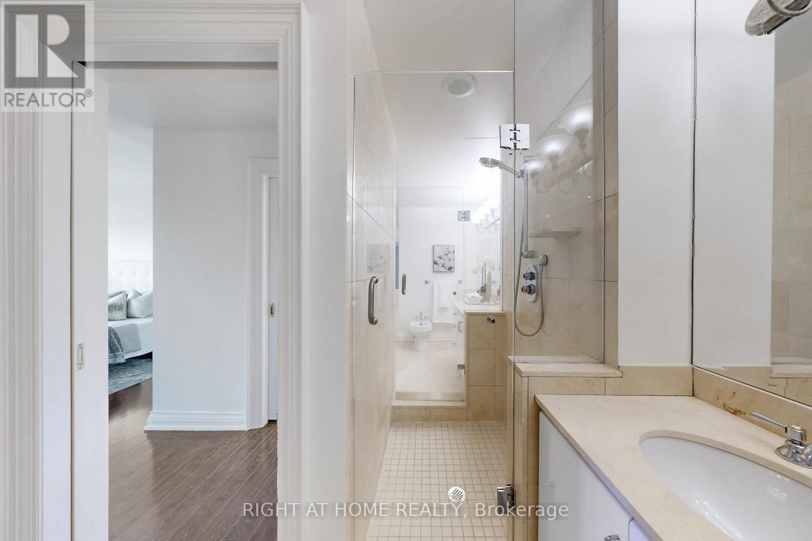 1201 - 38 Avenue Road, Toronto, Ontario  M5R 2G2 - Photo 34 - C12471150