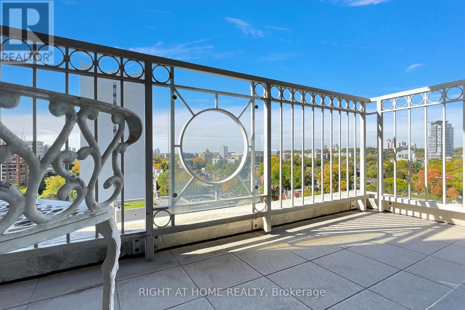 1201 - 38 Avenue Road, Toronto, Ontario  M5R 2G2 - Photo 44 - C12471150