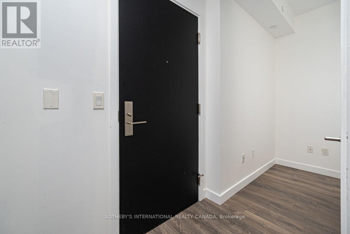 4211 - 8 Eglinton Avenue E, Toronto, Ontario  M4P 0C1 - Photo 2 - C12471152