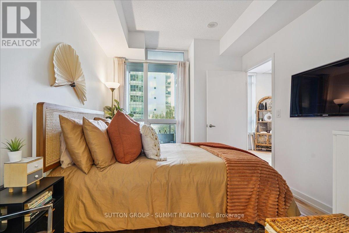 515 - 38 Dan Leckie Way, Toronto, Ontario  M5V 2V6 - Photo 18 - C12471154