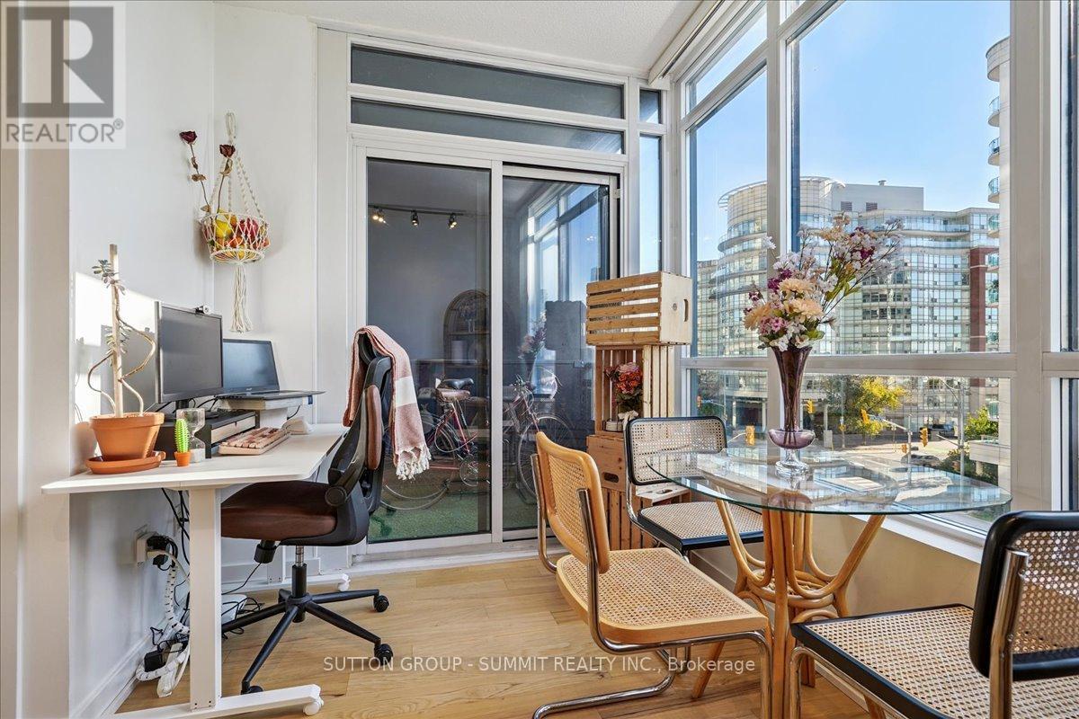 515 - 38 Dan Leckie Way, Toronto, Ontario  M5V 2V6 - Photo 5 - C12471154
