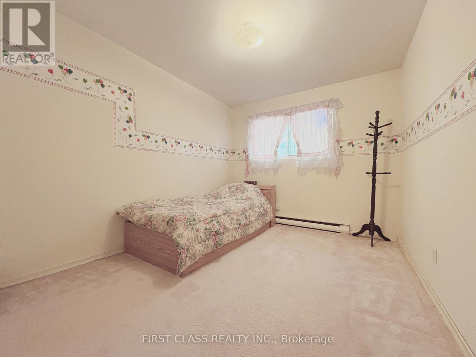 81 Clancy Drive, Toronto, Ontario  M2J 2V7 - Photo 12 - C12471170