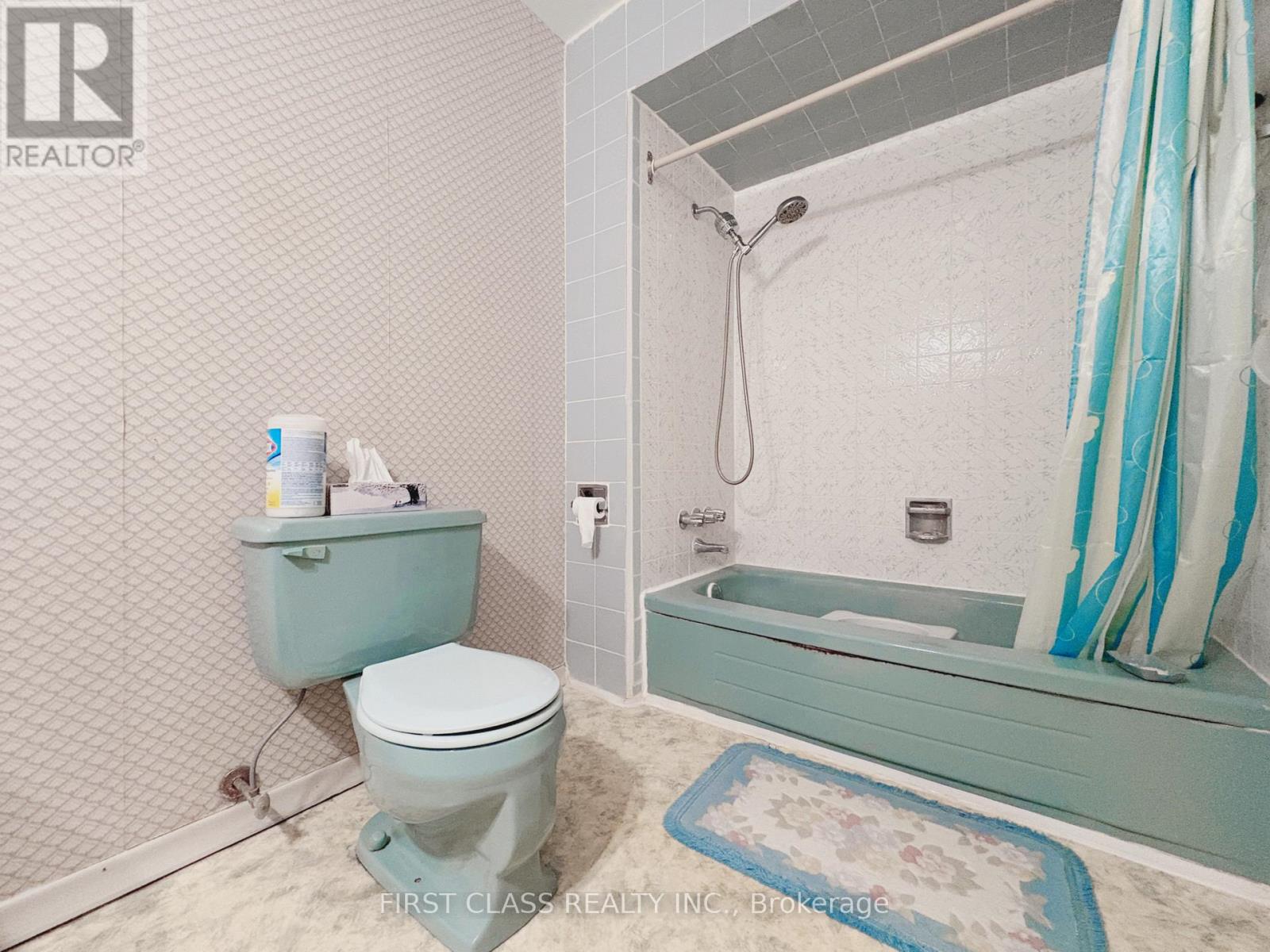 81 Clancy Drive, Toronto, Ontario  M2J 2V7 - Photo 16 - C12471170