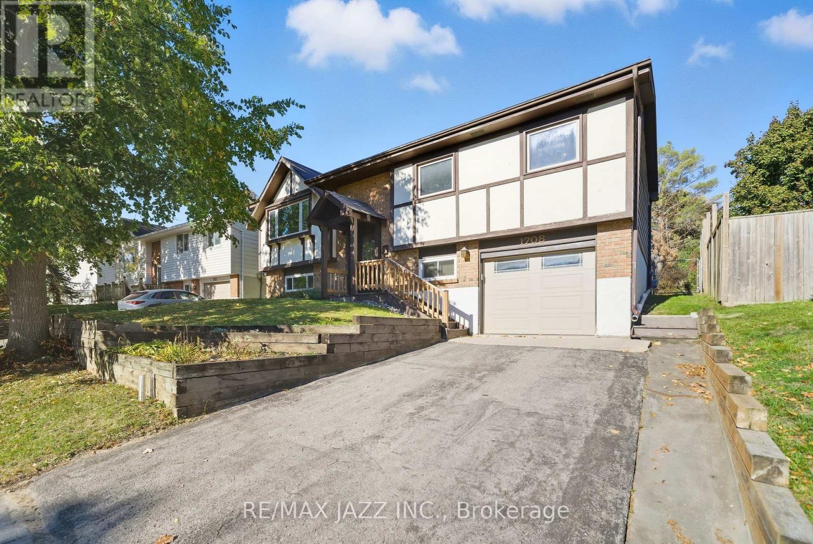 1708 Redwood Drive, Peterborough, Ontario  K9K 1M3 - Photo 2 - X12471311