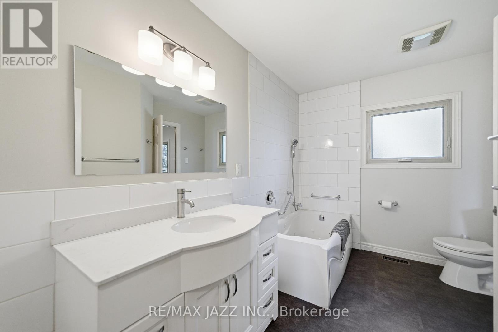 1708 Redwood Drive, Peterborough, Ontario  K9K 1M3 - Photo 21 - X12471311
