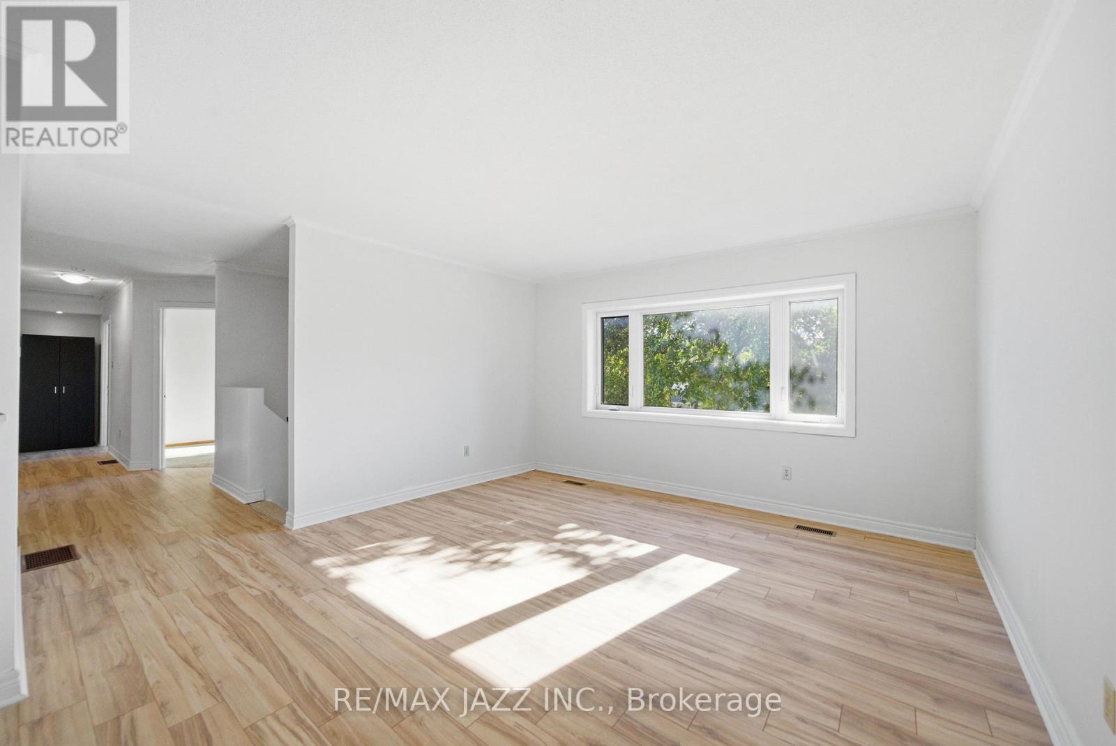 1708 Redwood Drive, Peterborough, Ontario  K9K 1M3 - Photo 4 - X12471311