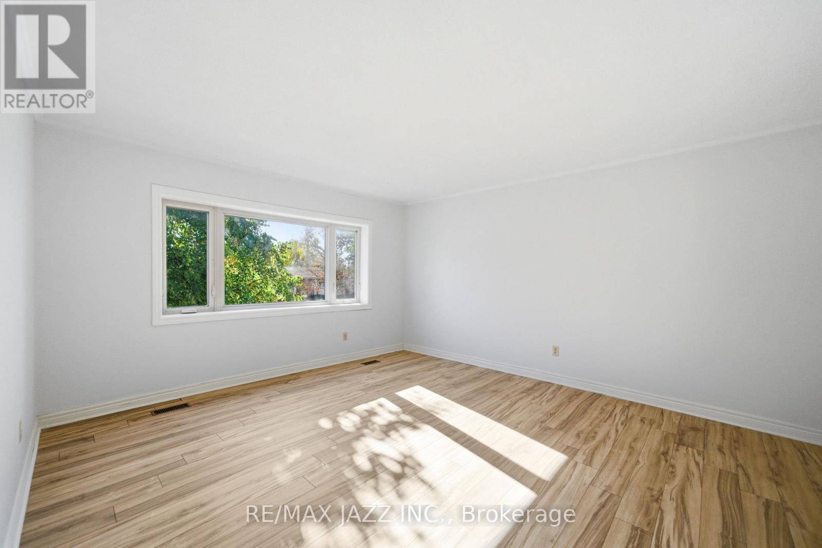 1708 Redwood Drive, Peterborough, Ontario  K9K 1M3 - Photo 5 - X12471311