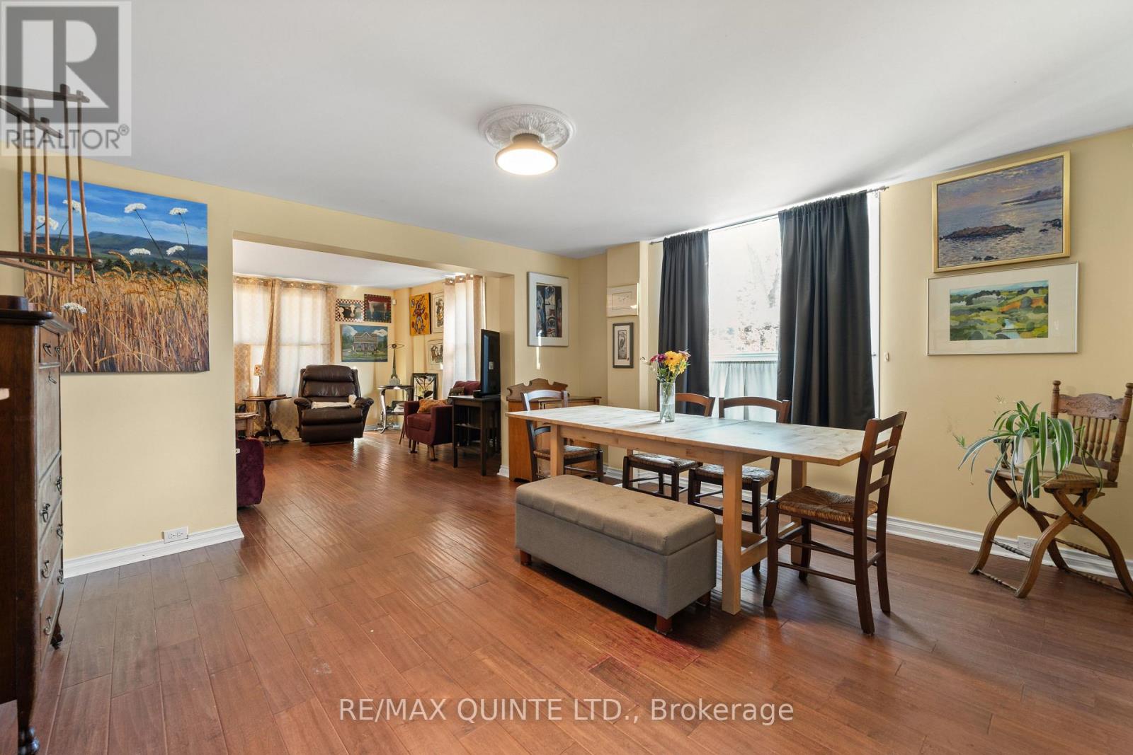 246 Foster Avenue, Belleville, Ontario K8N 3R3 - Photo 10 - X12471332