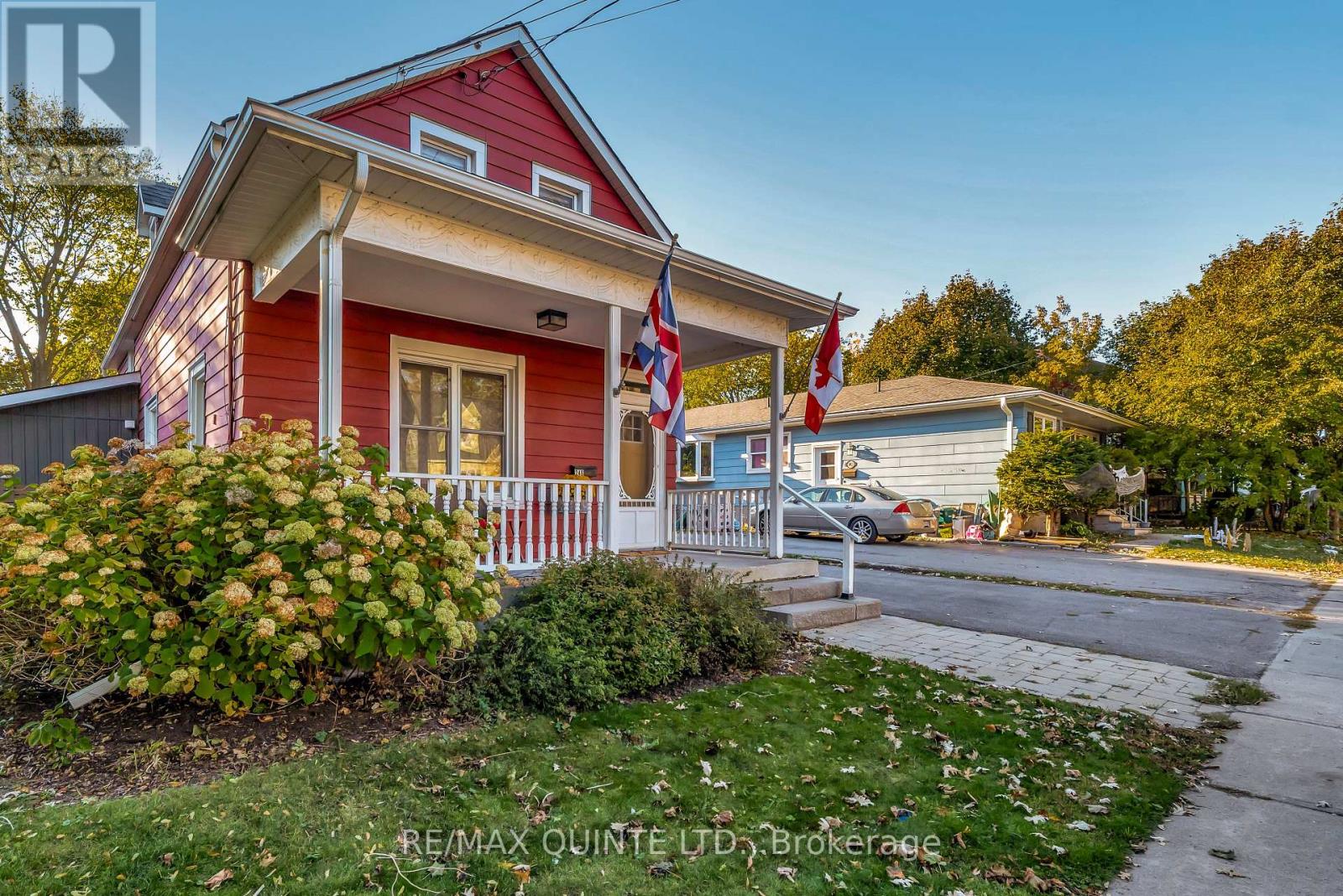 246 Foster Avenue, Belleville, Ontario K8N 3R3 - Photo 2 - X12471332