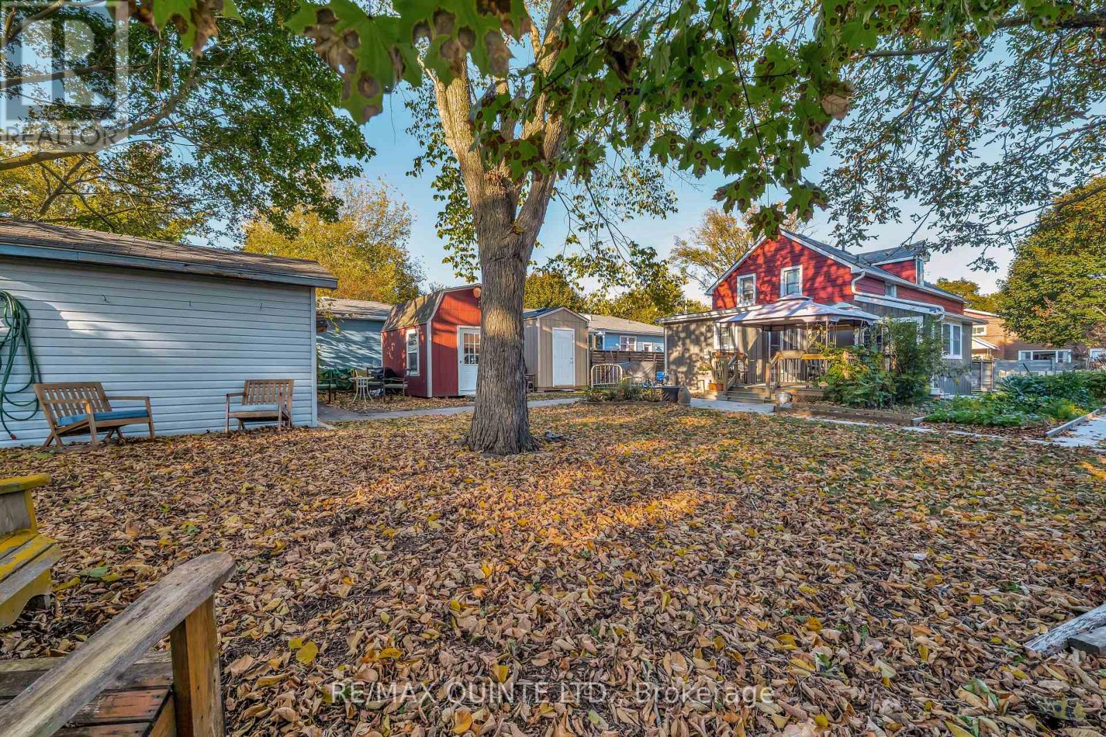 246 Foster Avenue, Belleville, Ontario K8N 3R3 - Photo 40 - X12471332