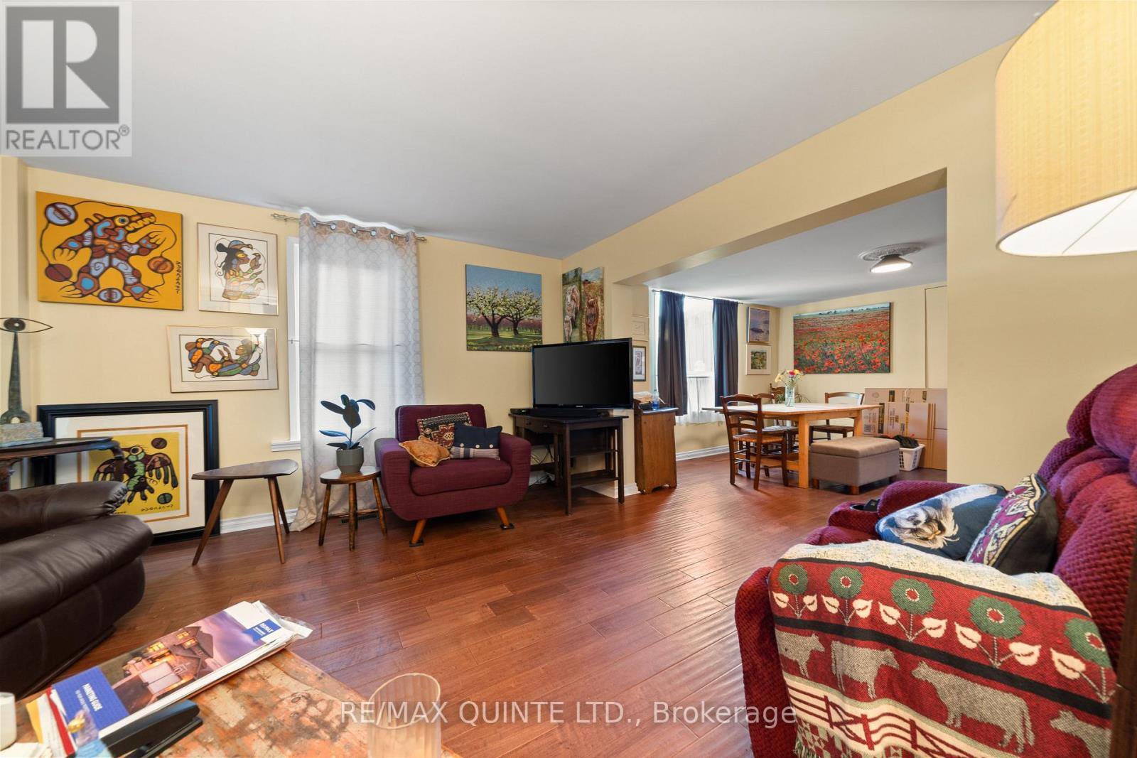 246 Foster Avenue, Belleville, Ontario K8N 3R3 - Photo 8 - X12471332