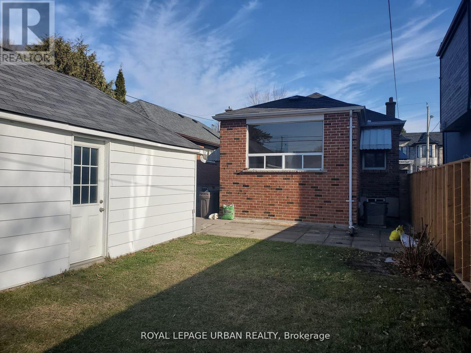304 Linsmore Crescent, Toronto, Ontario  M4J 4L9 - Photo 19 - E12471161