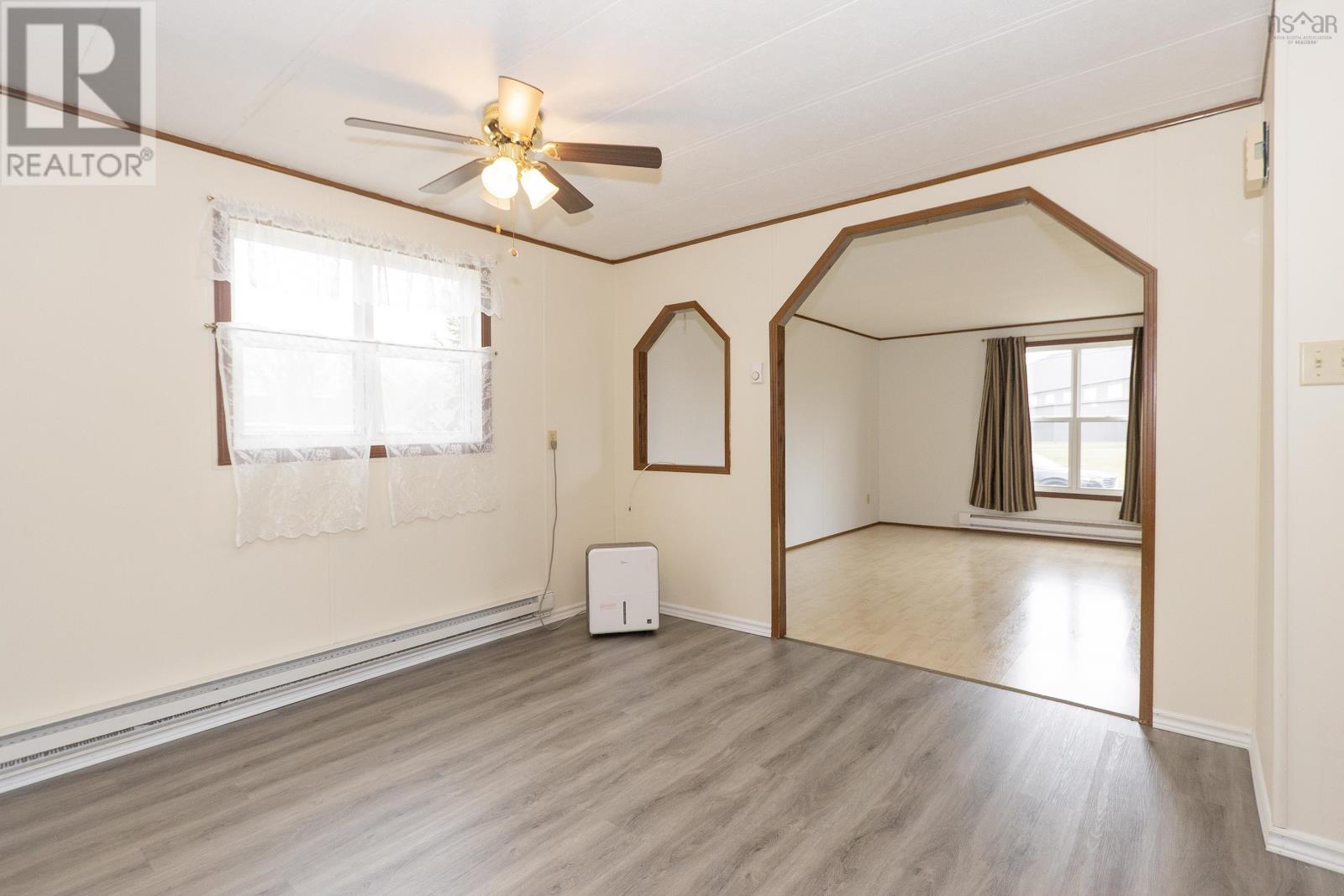 44 Anson Avenue, Amherst, Nova Scotia  B4H 4K7 - Photo 8 - 202526171