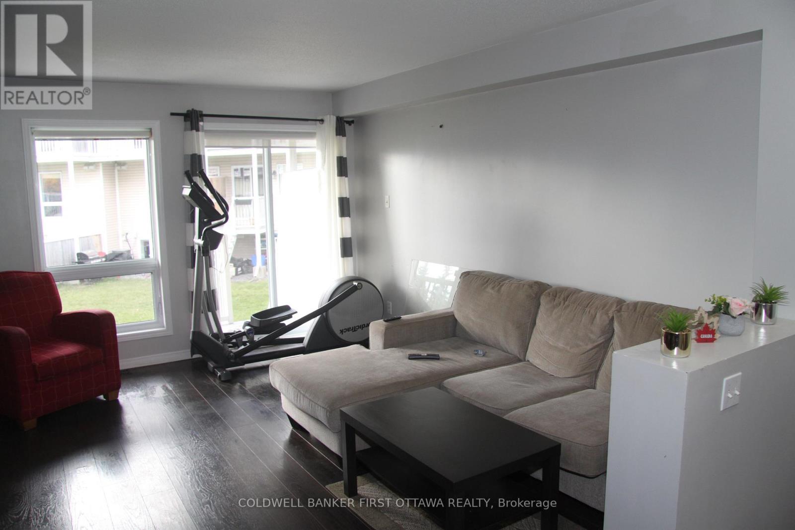 56 Beaucache Private W, Ottawa, Ontario  K4A 0B5 - Photo 12 - X12471202