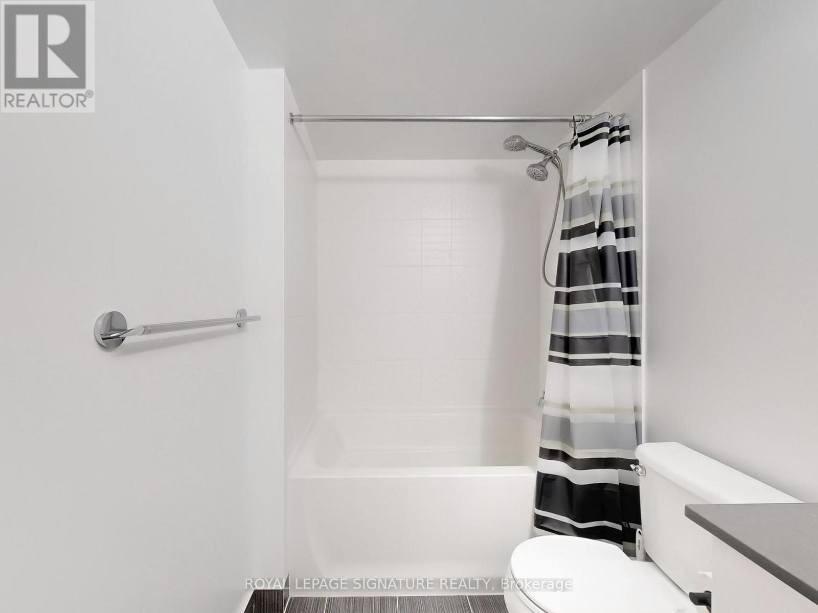 708 - 75 King Williams Crescent, Richmond Hill, Ontario  L4B 0C1 - Photo 37 - N12471162