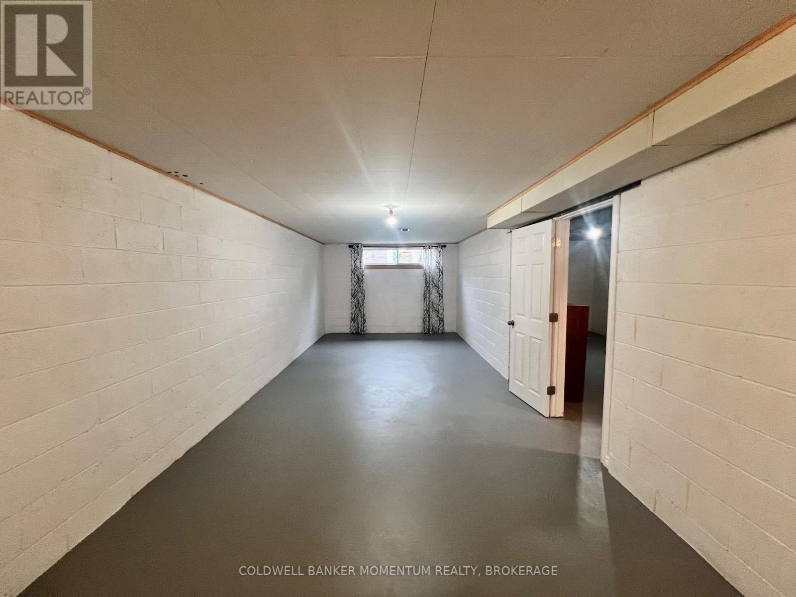 17 1/2 Whitworth Street, St. Catharines, Ontario  L2S 1G5 - Photo 33 - X12471186