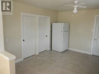 366 Crowland Avenue, Welland, Ontario  L3B 1X7 - Photo 10 - X12471265