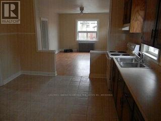 366 Crowland Avenue, Welland, Ontario  L3B 1X7 - Photo 3 - X12471265