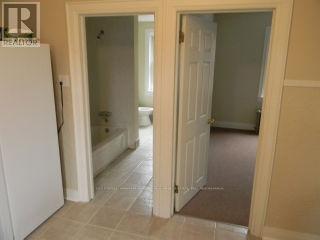 366 Crowland Avenue, Welland, Ontario  L3B 1X7 - Photo 5 - X12471266