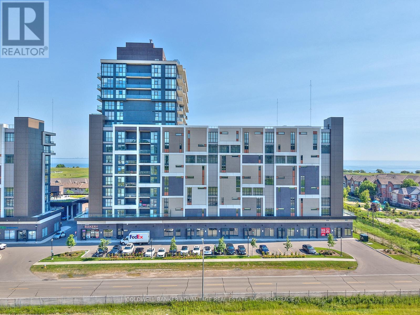 610 - 550 NORTH SERVICE ROAD, Grimsby, Ontario