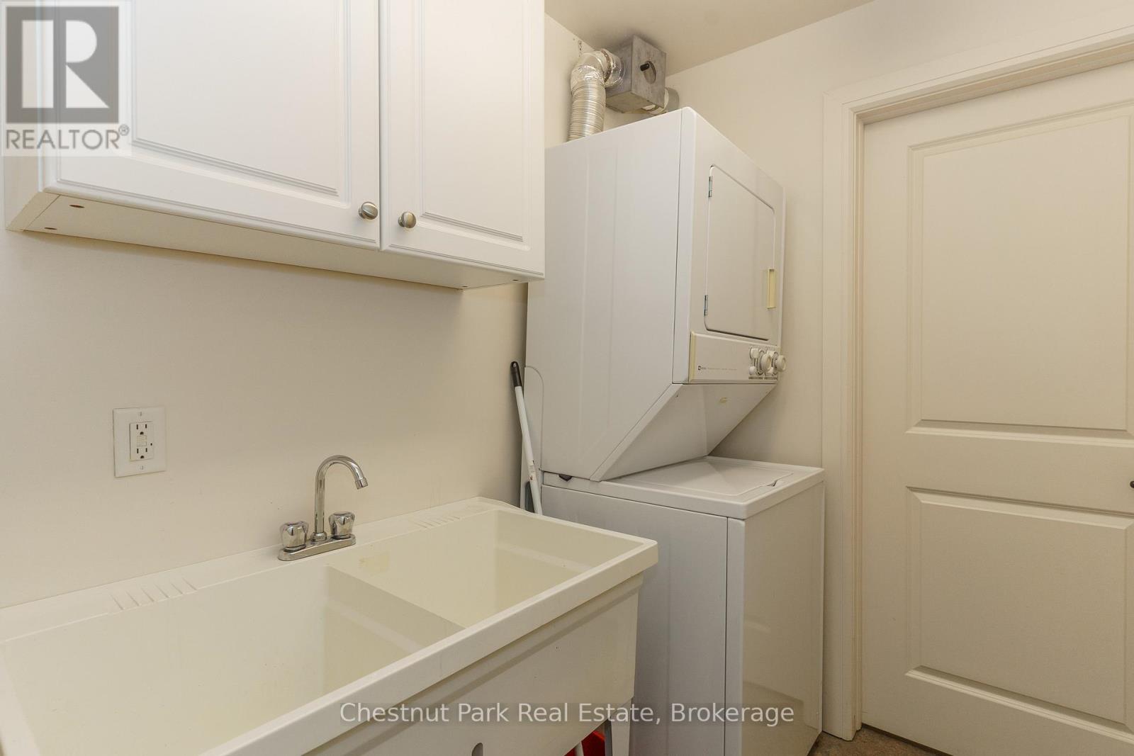 501 Glen Abbey Way E, Seguin, Ontario  P2A 2W8 - Photo 38 - X12471199