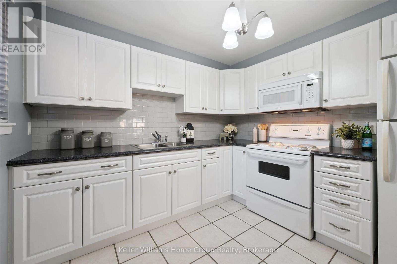 39 - 201 SILVERCREEK PARKWAY N, Guelph, Ontario