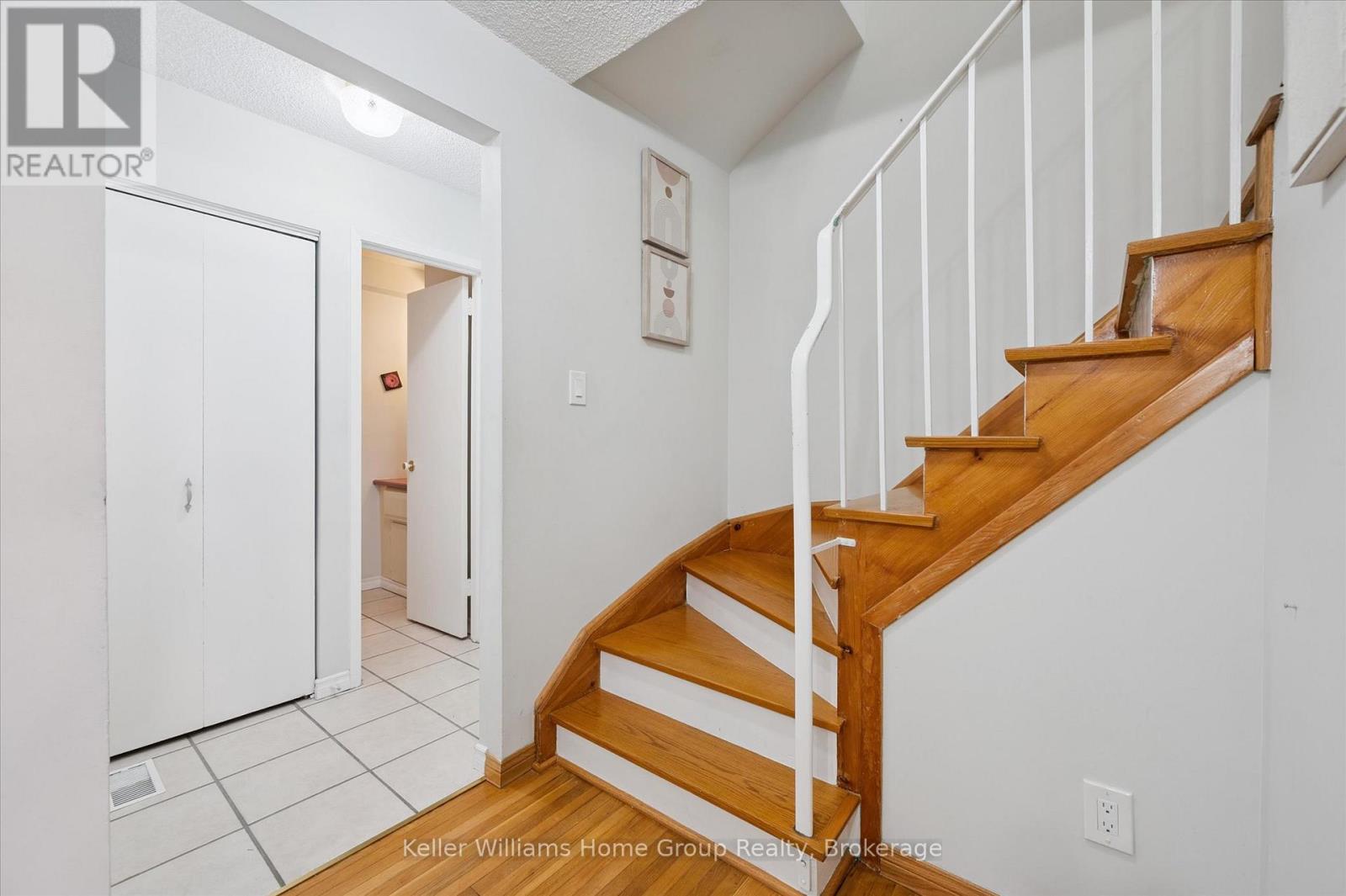 39 - 201 Silvercreek Parkway N, Guelph, Ontario  N1H 3T4 - Photo 7 - X12471216