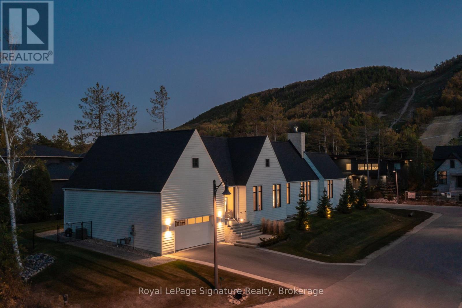101 Deer Lane, Blue Mountains, Ontario  N0H 1J0 - Photo 50 - X12471237