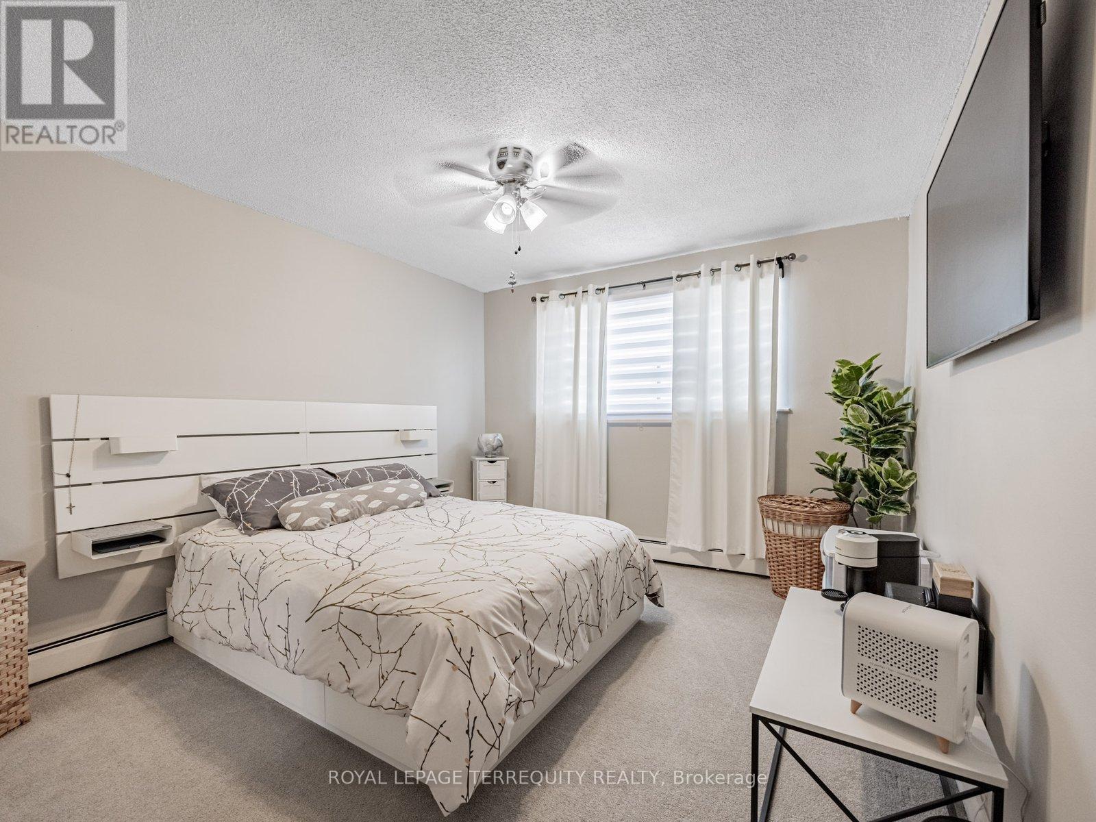 205 - 2411 New Street, Burlington, Ontario  L7R 1K2 - Photo 12 - W12471139