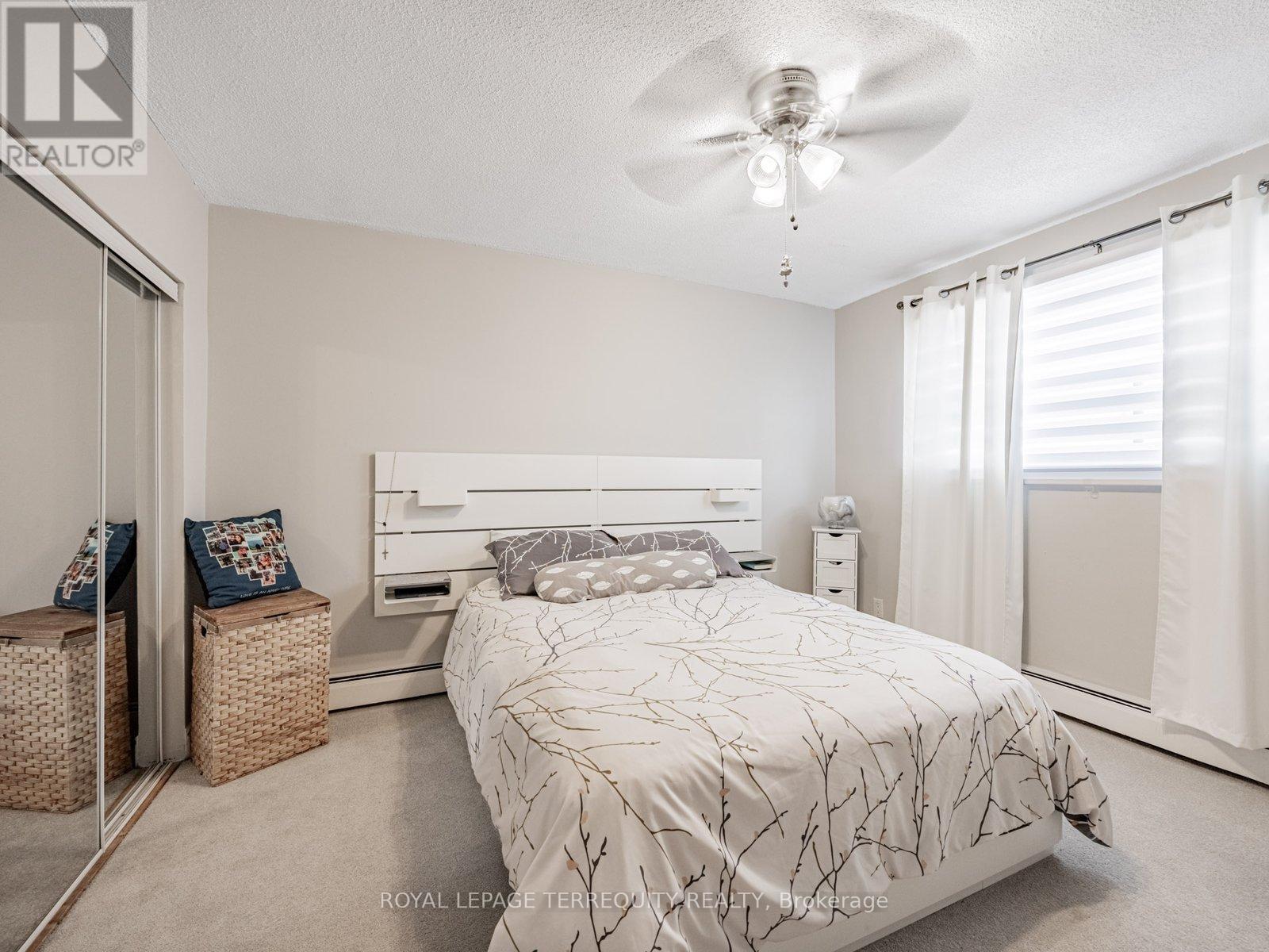 205 - 2411 New Street, Burlington, Ontario  L7R 1K2 - Photo 13 - W12471139