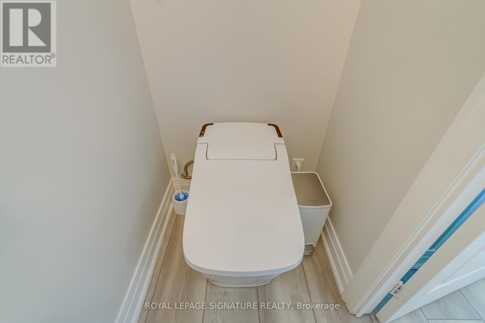2502 - 223 Webb Drive, Mississauga, Ontario  L5B 0E8 - Photo 19 - W12471159