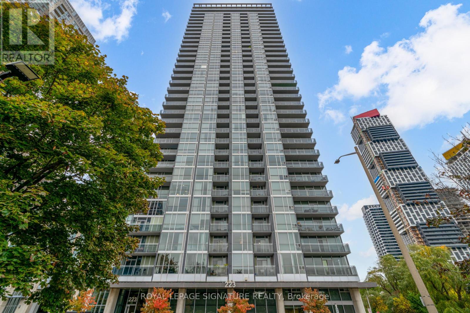 2502 - 223 Webb Drive, Mississauga, Ontario  L5B 0E8 - Photo 2 - W12471159