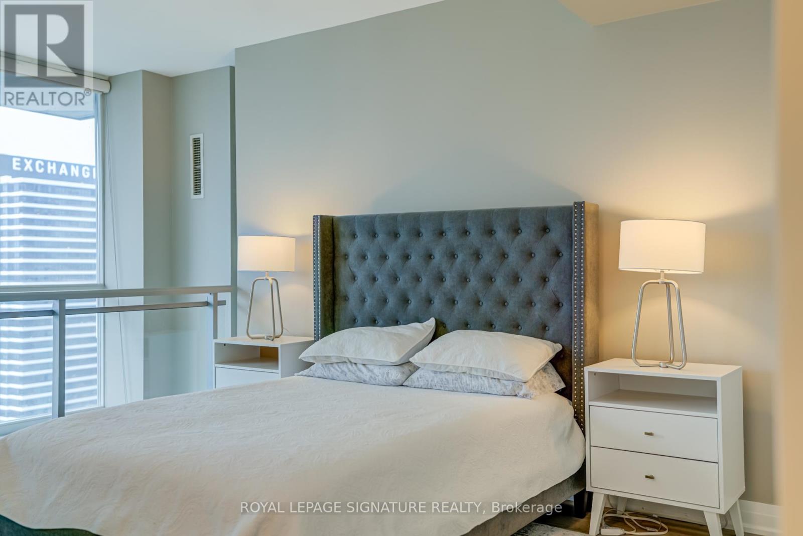 2502 - 223 Webb Drive, Mississauga, Ontario  L5B 0E8 - Photo 25 - W12471159