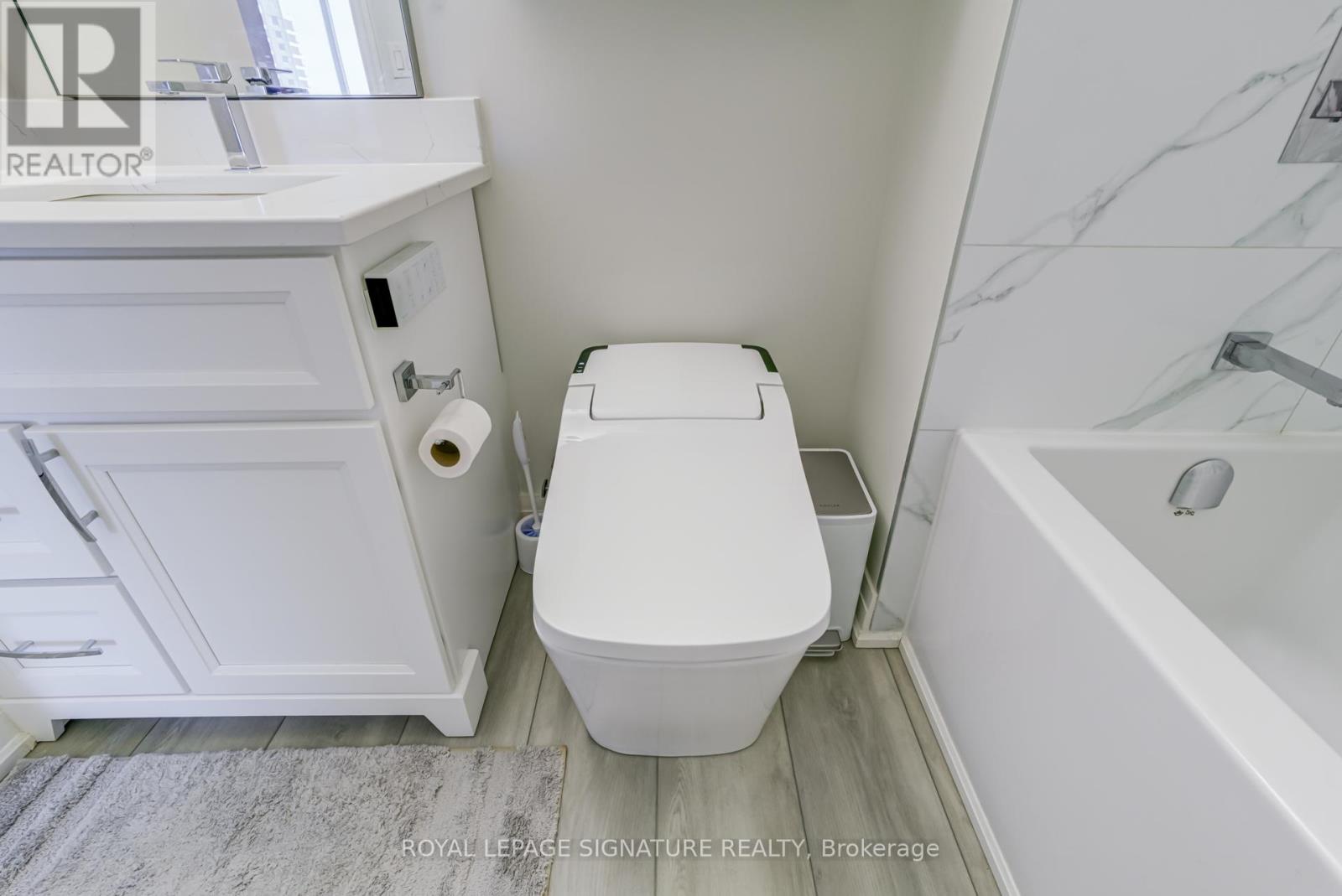 2502 - 223 Webb Drive, Mississauga, Ontario  L5B 0E8 - Photo 31 - W12471159
