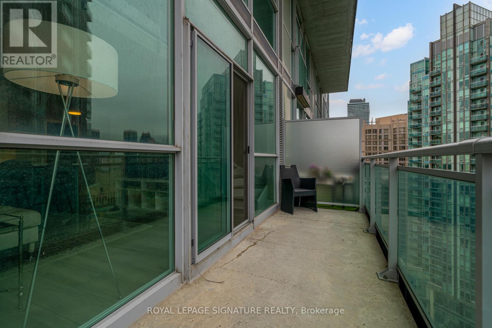 2502 - 223 Webb Drive, Mississauga, Ontario  L5B 0E8 - Photo 33 - W12471159