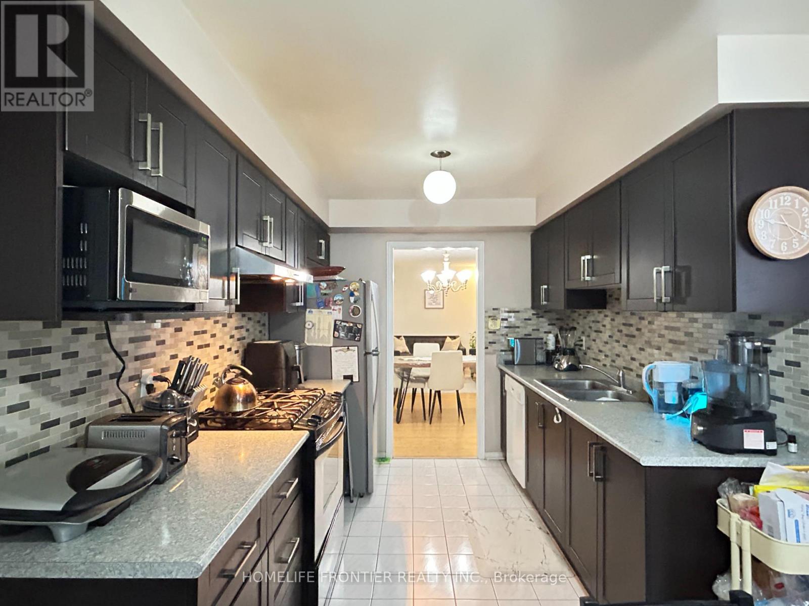 36 - 2555 Thomas Street, Mississauga, Ontario  L5M 5P6 - Photo 10 - W12471164