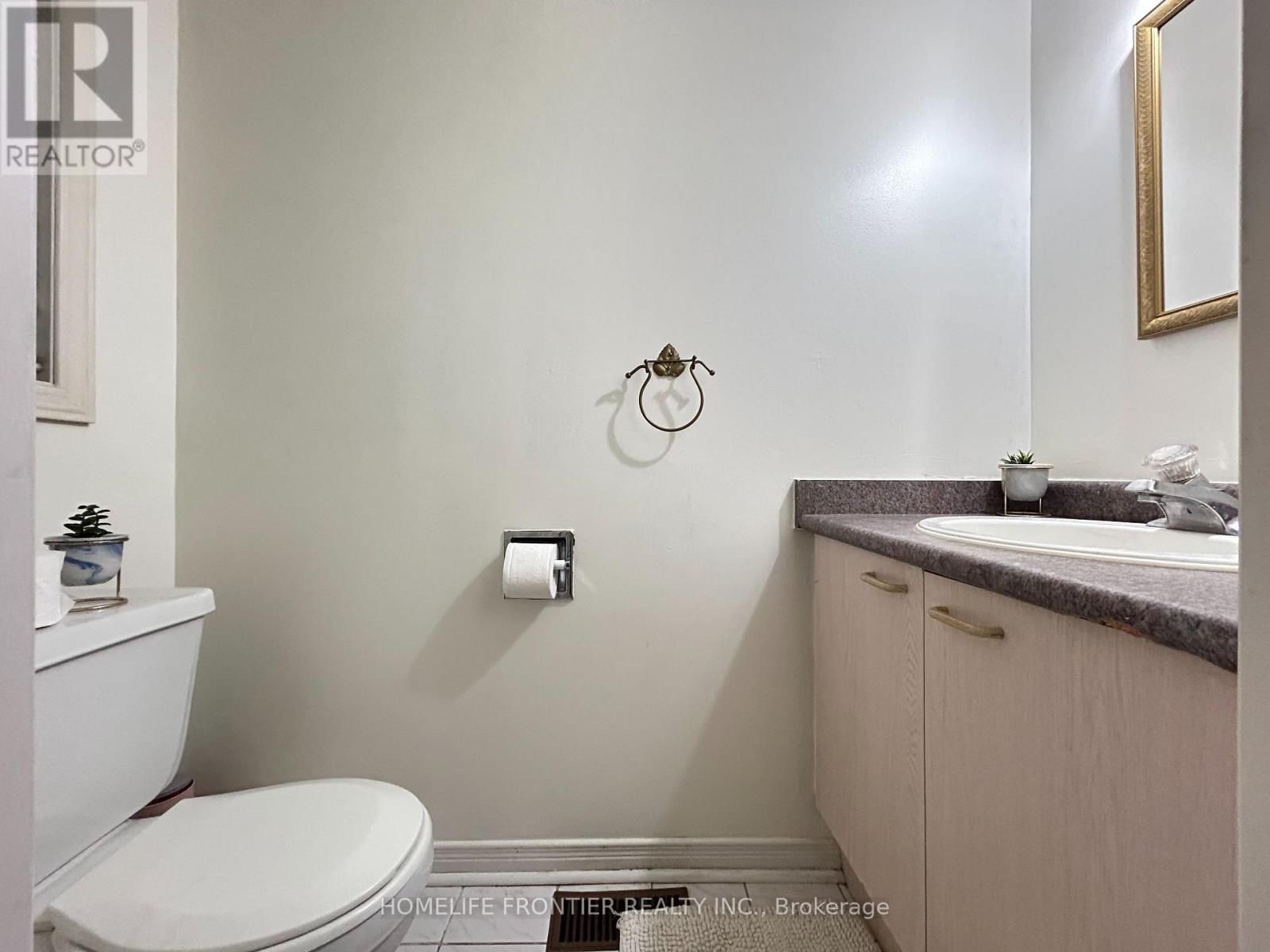 36 - 2555 Thomas Street, Mississauga, Ontario  L5M 5P6 - Photo 13 - W12471164