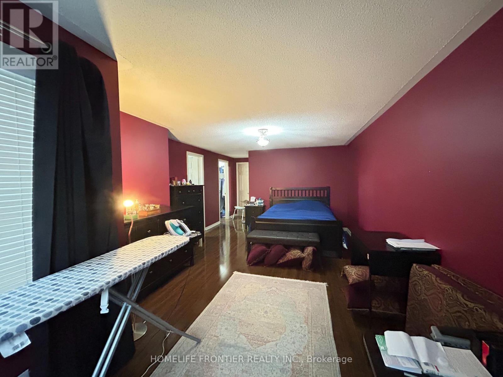 36 - 2555 Thomas Street, Mississauga, Ontario  L5M 5P6 - Photo 15 - W12471164