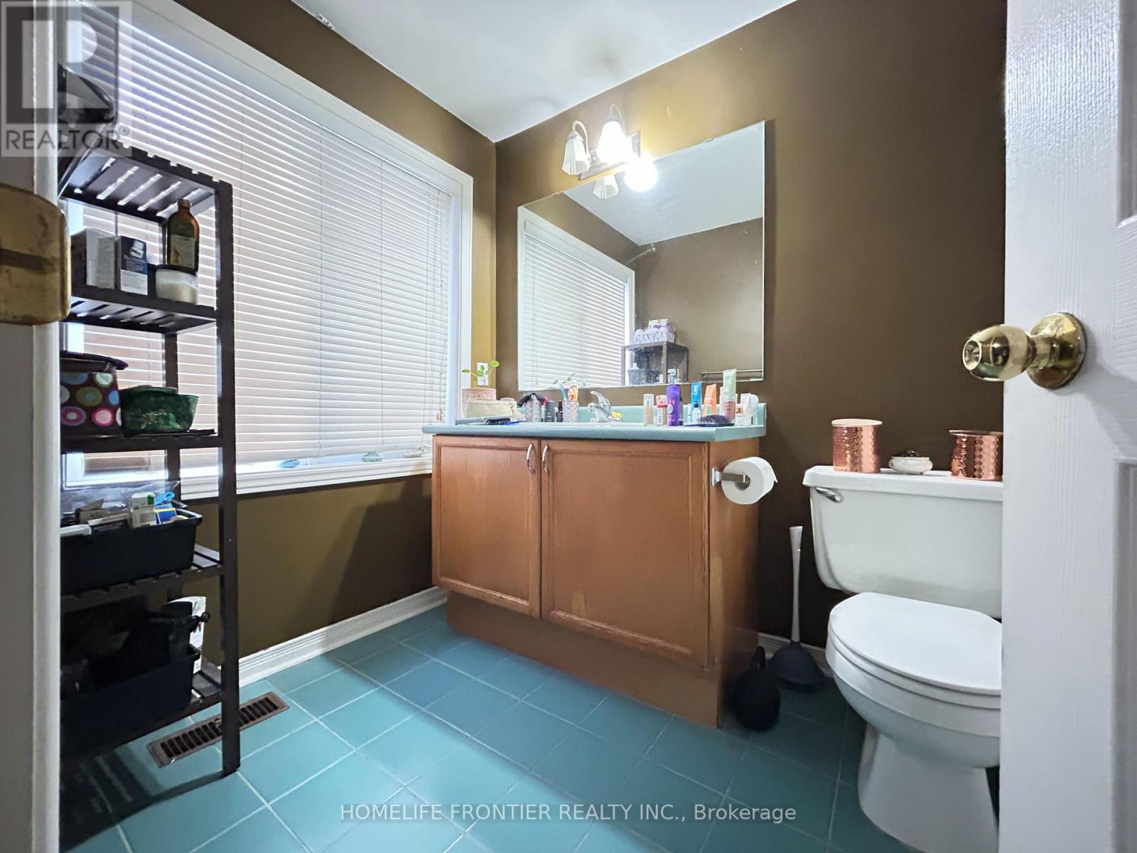 36 - 2555 Thomas Street, Mississauga, Ontario  L5M 5P6 - Photo 16 - W12471164