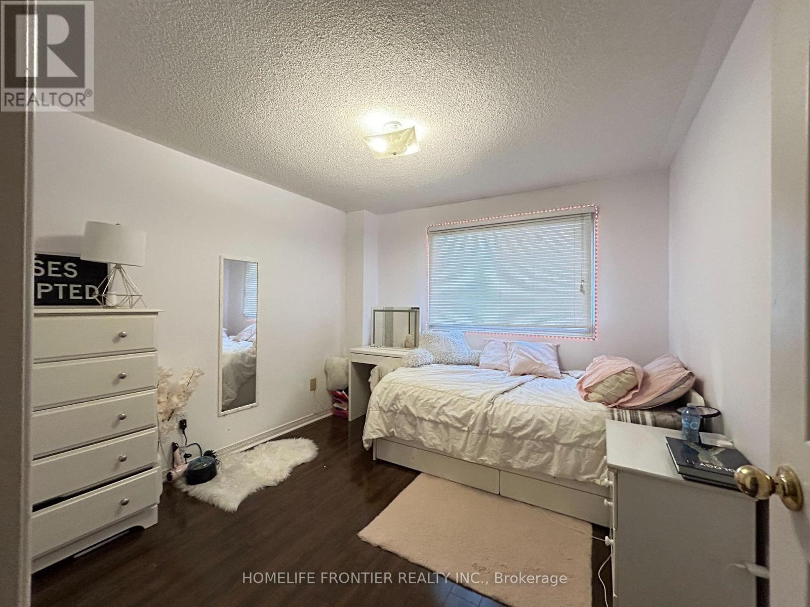 36 - 2555 Thomas Street, Mississauga, Ontario  L5M 5P6 - Photo 20 - W12471164