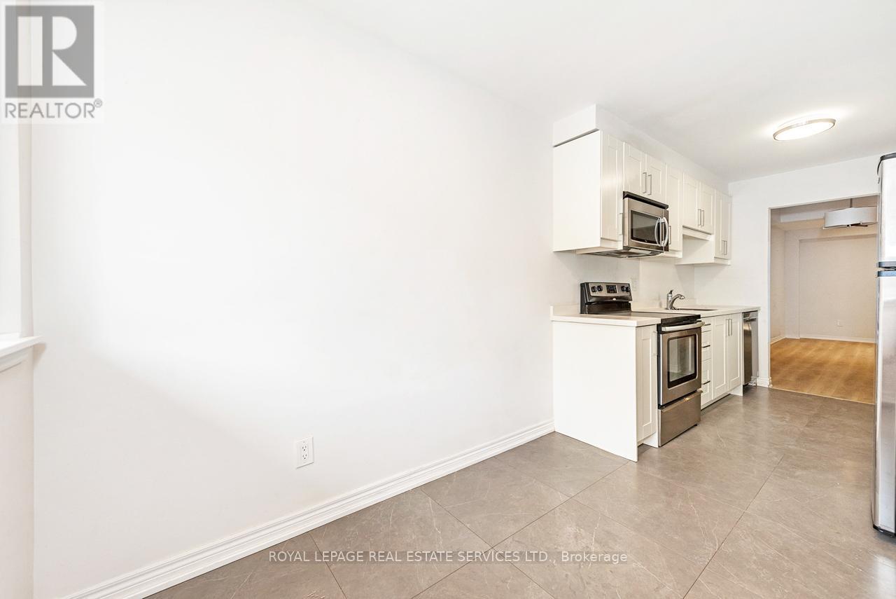 3 - 1160 Walden Circle, Mississauga, Ontario  L5J 4J9 - Photo 9 - W12471167