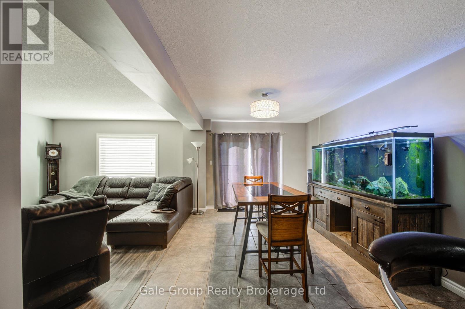 241 Florence Avenue, Ingersoll, Ontario  N5C 3Y8 - Photo 16 - X12471222