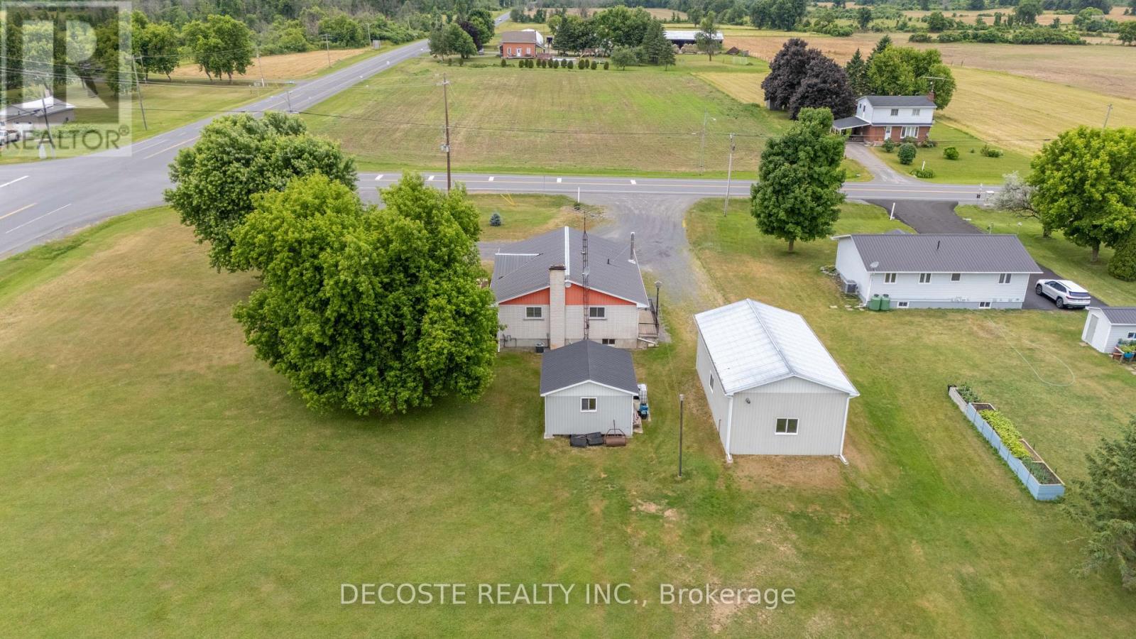 20330 Lochiel Road, North Glengarry, Ontario  K0C 1A0 - Photo 7 - X12471200
