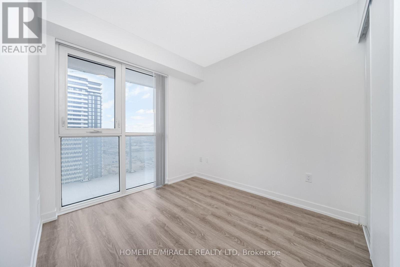 3717 - 195 Commerce Street, Vaughan, Ontario  L4K 0P9 - Photo 10 - N12471156