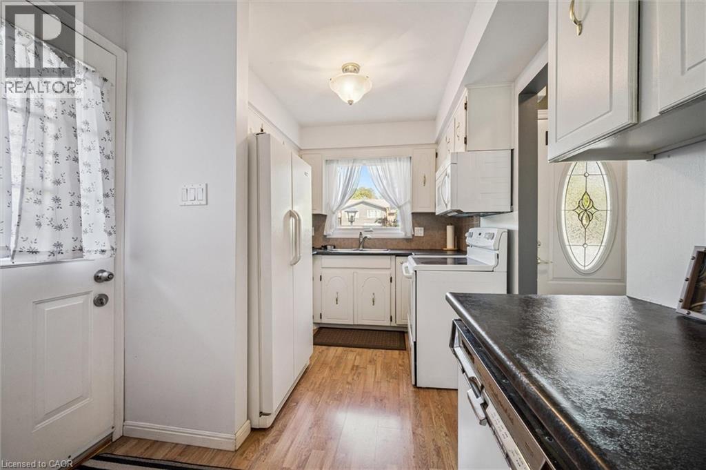 207 Laurentian Drive, Kitchener, Ontario  N2E 2G5 - Photo 10 - 40779984
